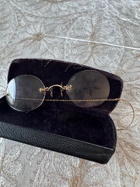 Antique Fits U Rimless Oval Prince Nez with Chain